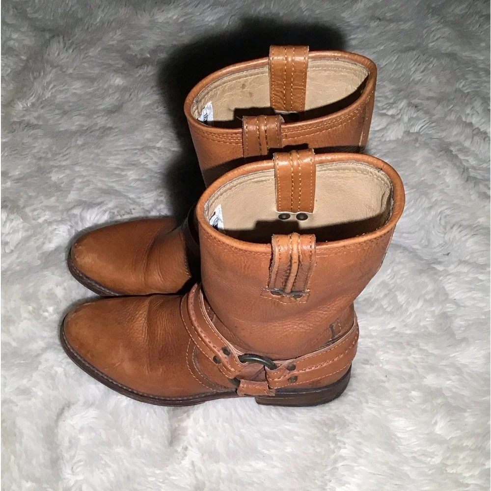 Frye brown women’s brown leather riding boots size 6